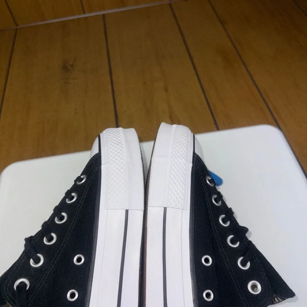 Converse Chuck Taylor All Star Lift Platform Black Canvas LowTop 560250C Women 8 - Picture 12 of 16